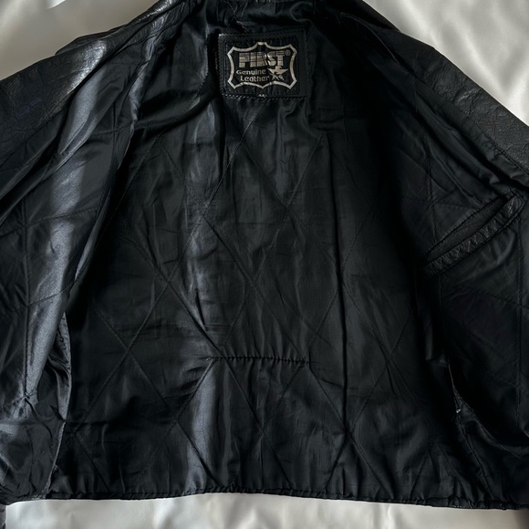 VINTAGE 1980s Black Genuine Leather Biker Jacket Moto Streetwear ~Rare! SZ 46 - Picture 7 of 16